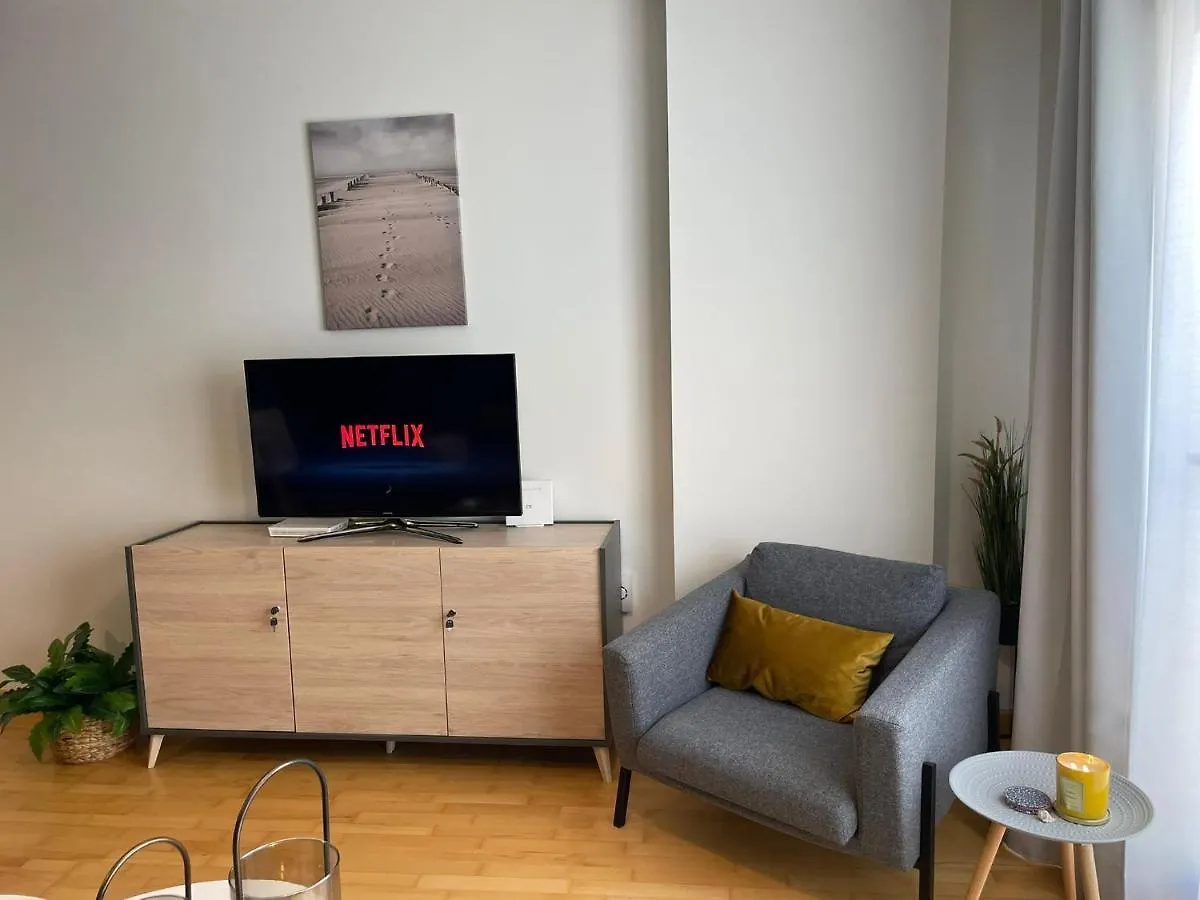 A Space That Feels Like Home With Private Parking Malaga